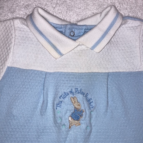 Peter Rabbit  & Friends play wear large 18-23lbs short sleeve romper - Picture 3 of 8